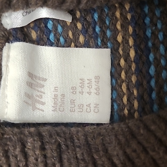 4-6 M Knit - Picture 3 of 3